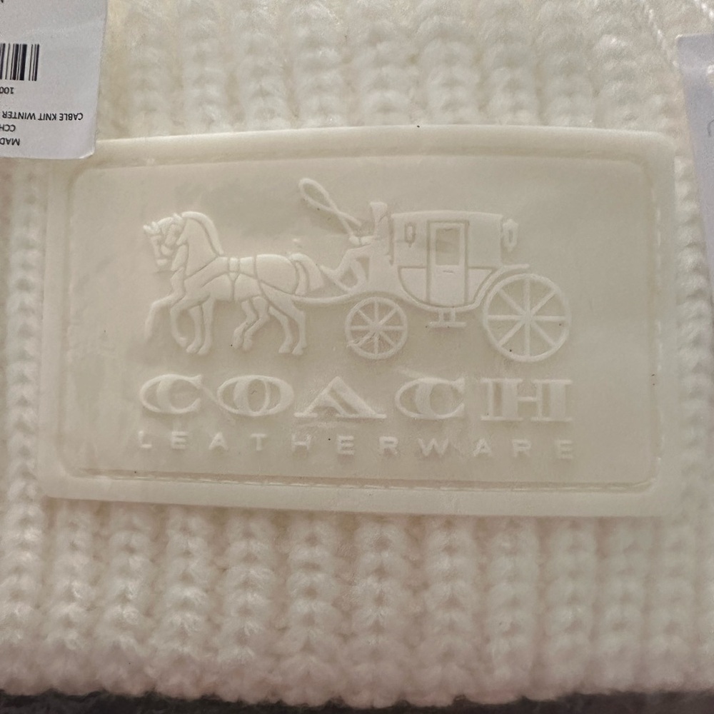NWT Coach Cream Knit Headband With Rubber Horse and Carriage Patch - Picture 2 of 6